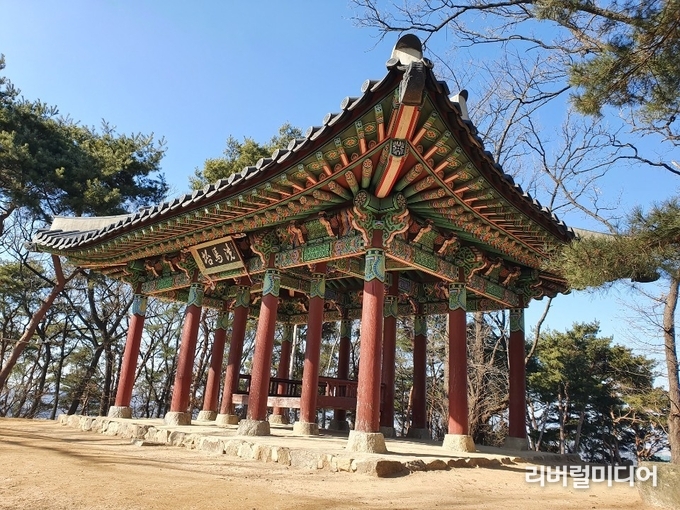 독산성 세마대.