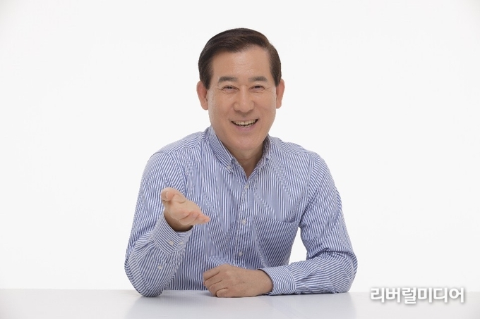 경기도시장상권진흥원 이홍우 원장.