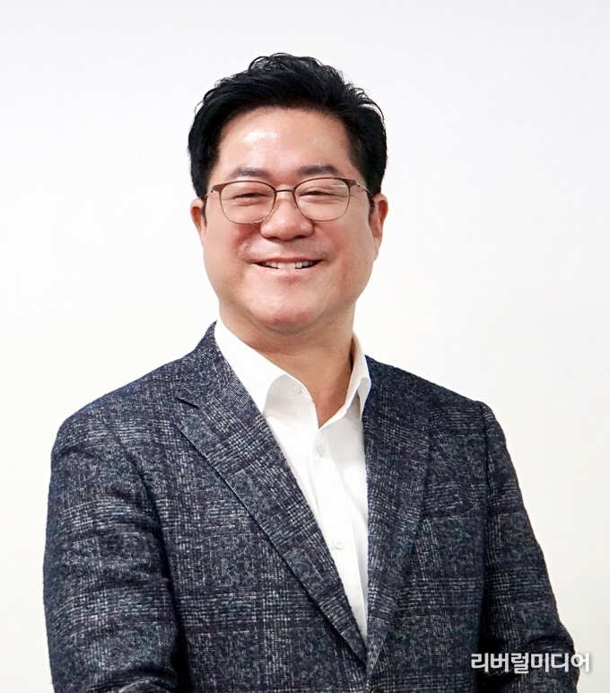 이기우 전 국회의원 프로필.