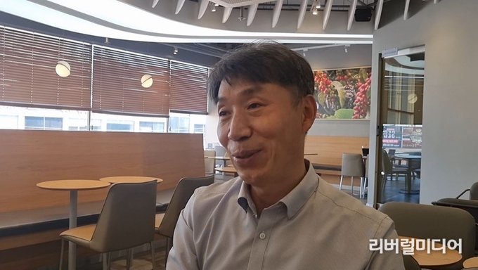 더불어민주당 경기도의회 의원 화성갑 이홍근 후보.