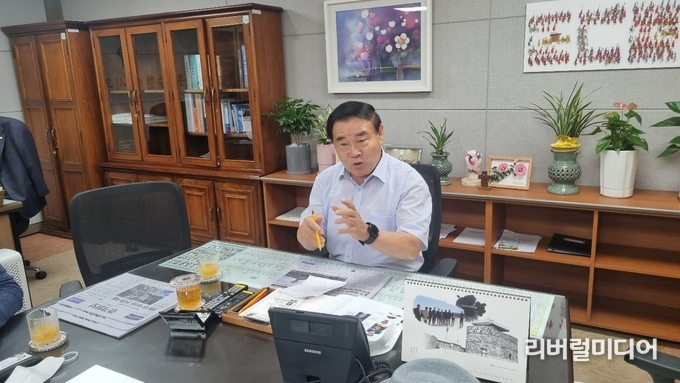 이재식 수원시의회 부위원장.