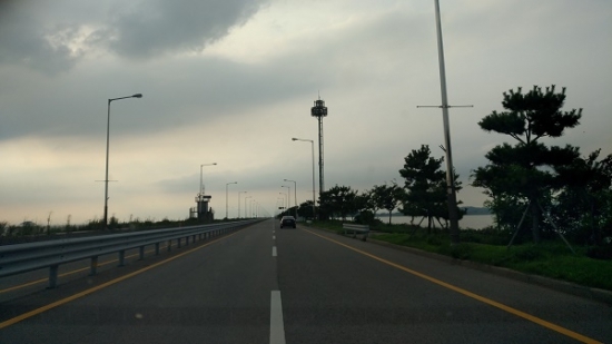 화옹방조제 궁평항을 향해 드라이브.