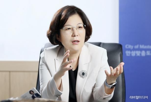김보라 안성시장.