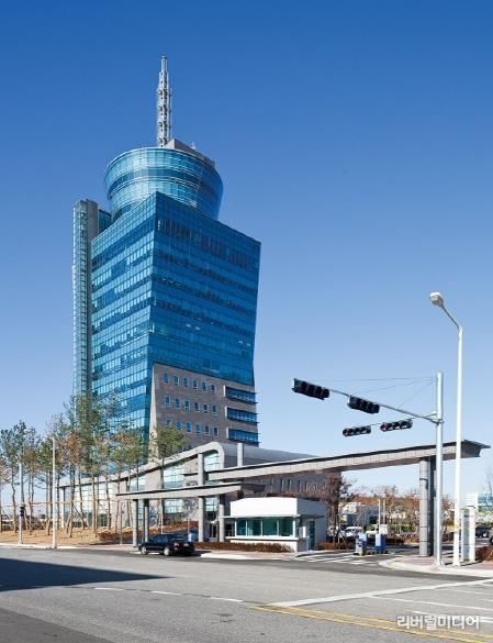 경기경제청 평택항마린센터 전경.