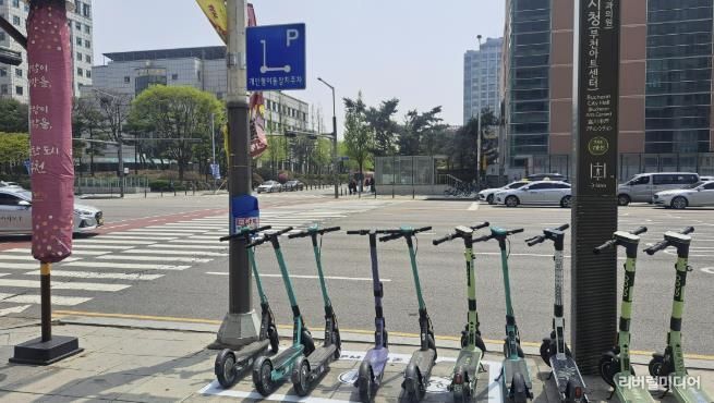 주요 지하철역 주변 PM 공용주차존 설치 모습