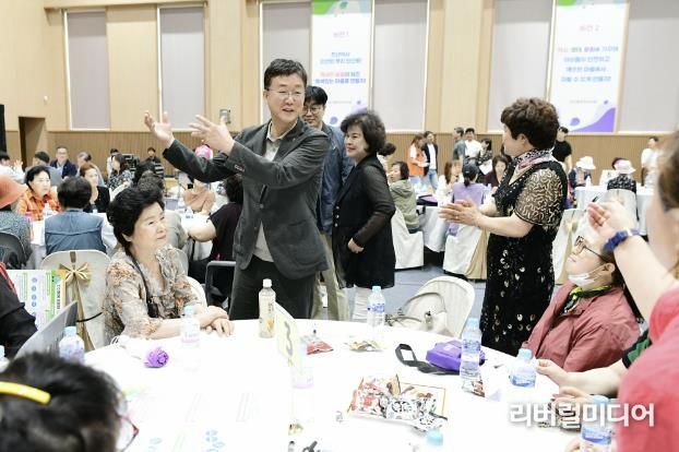 25개 동 주민, 정책 기획부터 실행까지 '안산형 주민자치회' 눈길