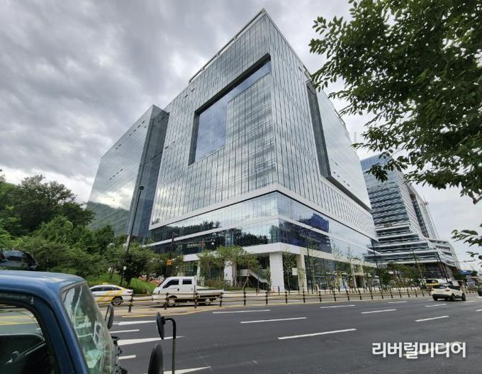 향동지구 지식산업센터 전경(GL메트로시티 향동)