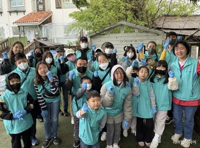 안성시자원봉사센터, 유기동물 보호를 위한 가족봉사 활동 전개