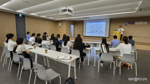 오산시, 청년도전지원사업 참여 청년 대상 지역 우수기업 필옵틱스·필에너지 견학