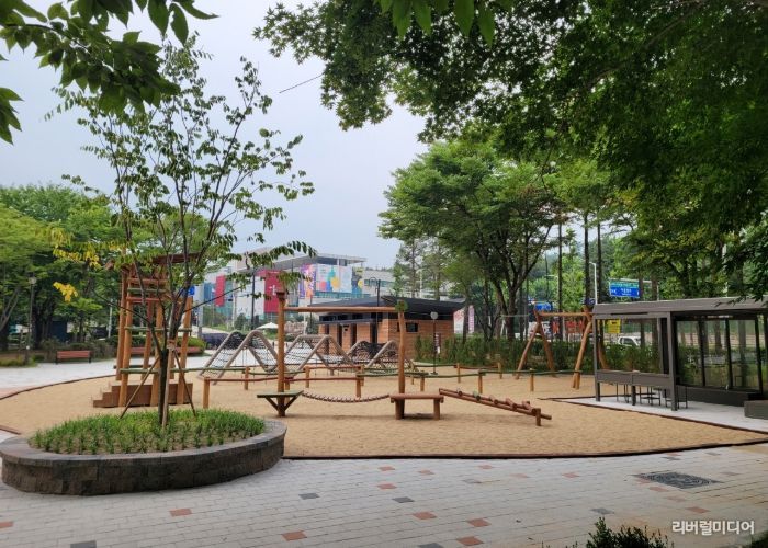 새 단장을 마친 ‘달빛어린이공원’