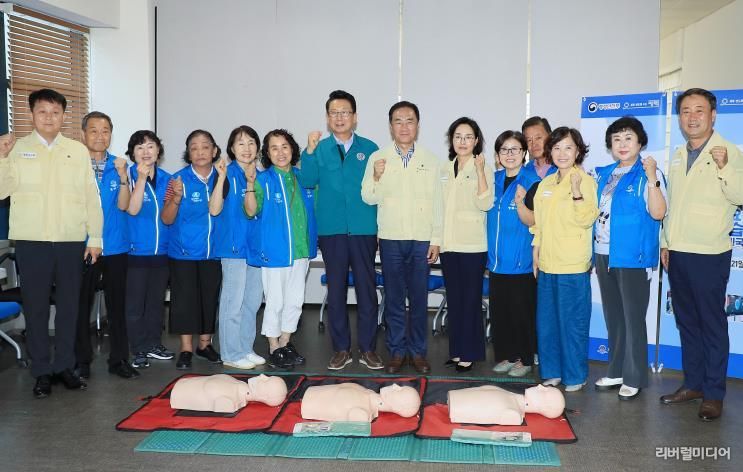 평택시의회 강정구 의장 등 시의원, 을지연습장 방문해 근무자 격려