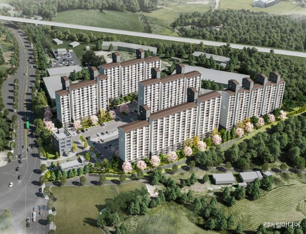 이천시, 이황지구 지구단위계획 변경…‘흉물 아파트’ 공사 재개를 위한 신호탄