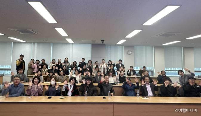 시흥시자원봉사센터, '자원봉사단체 연합 네트워크 간담회'로 교류 강화