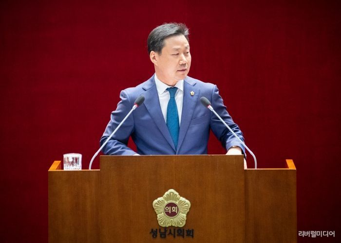 성남시의회 더불어민주당 이준배 대표의원 시정질문