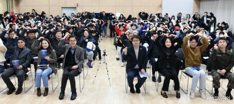 수원시 영통구 망포1동 온마을축제 성황리 개최