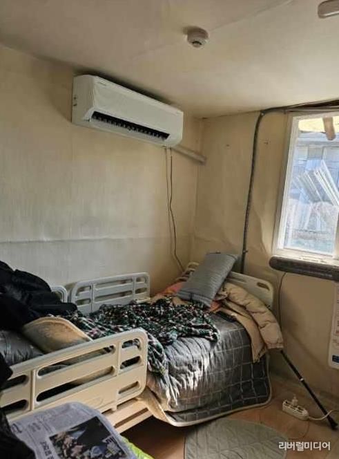 건강관리 취약계층 가구에 설치된 한파 대비 냉난방기