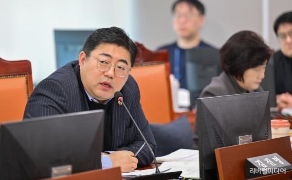 경기도의회 김진명 의원