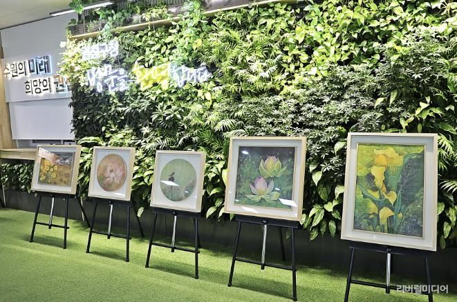 수원시 권선구청 갤러리에 피어난 자연, 최선희 작가 ‘자연을 품다’ 전시 개최