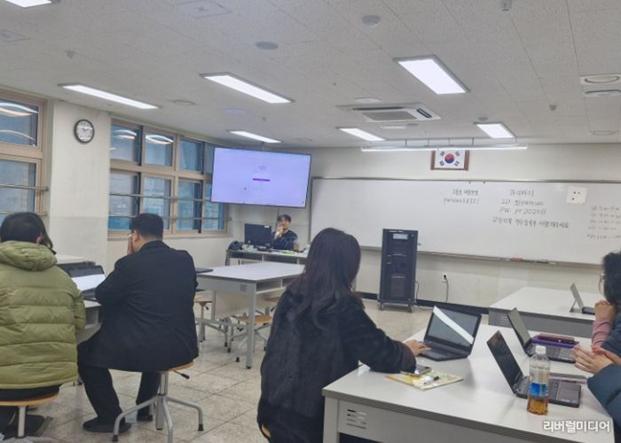 광주 광주푸른초, 찾아오는 학교 디지털 컨설팅으로 교원 디지털 역량 강화