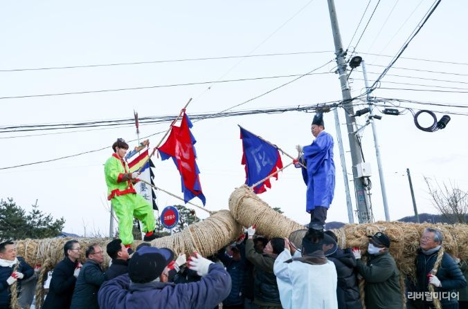 용면리 용줄다리기, 정월대보름 붉은 달 아래에서 놀다