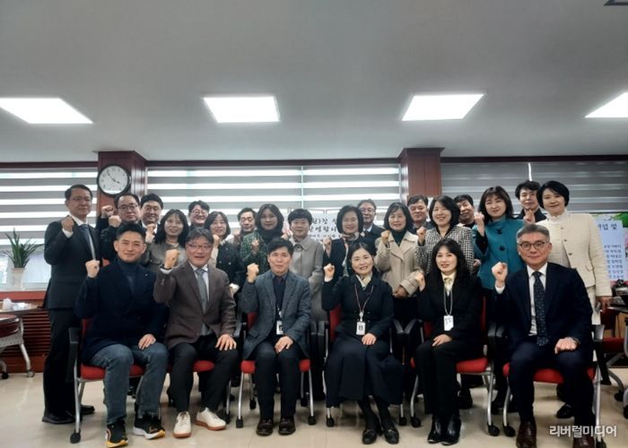 수원교육지원청, 신임 교(원)장 차담회 개최