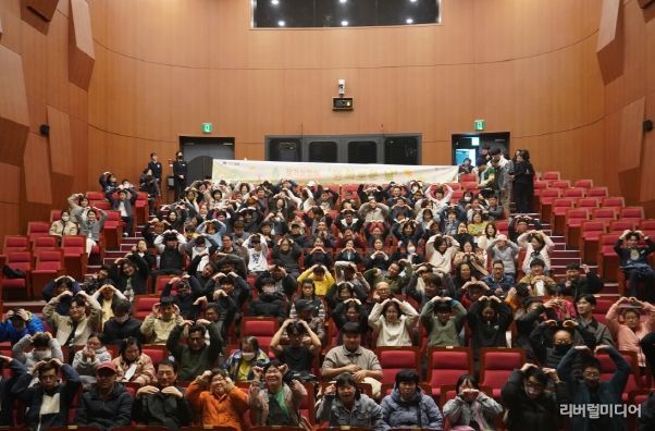 장벽 없는 문화의 장 열다... 안성미디어센터, 발달 장애인과 함께한 정기상영회 '영화로운 날' 성료