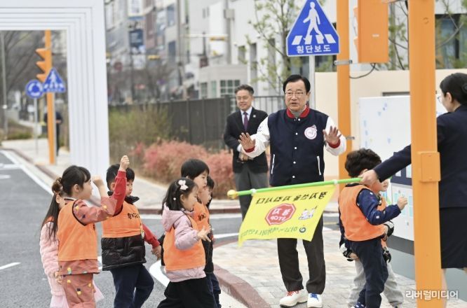이제 ‘안전 교육 원정’은 끝! 하남 미사숲에 뜬 ‘역대급’ 교통공원